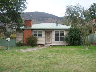 24 Jillico Avenue, Tallangatta