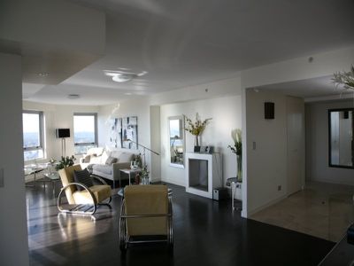 3402 / 77-81 Berry Street, North Sydney