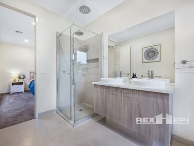 45 Deoro Parade, Clyde North
