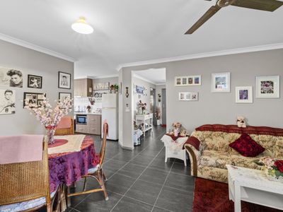 2 / 3 Amy Court, Mansfield