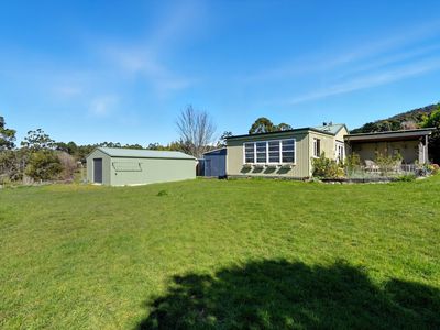 8 Beach Road, Middleton