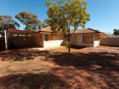 7 Kapai Place, South Kalgoorlie