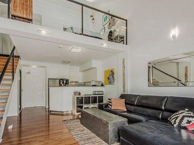 70 / 214-220 Princes, Fairy Meadow