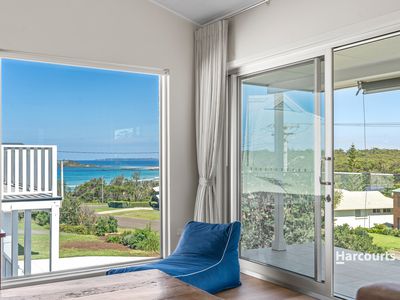 22 The Rampart, Manyana