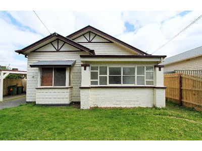 7 Trudgeon Avenue, Reservoir