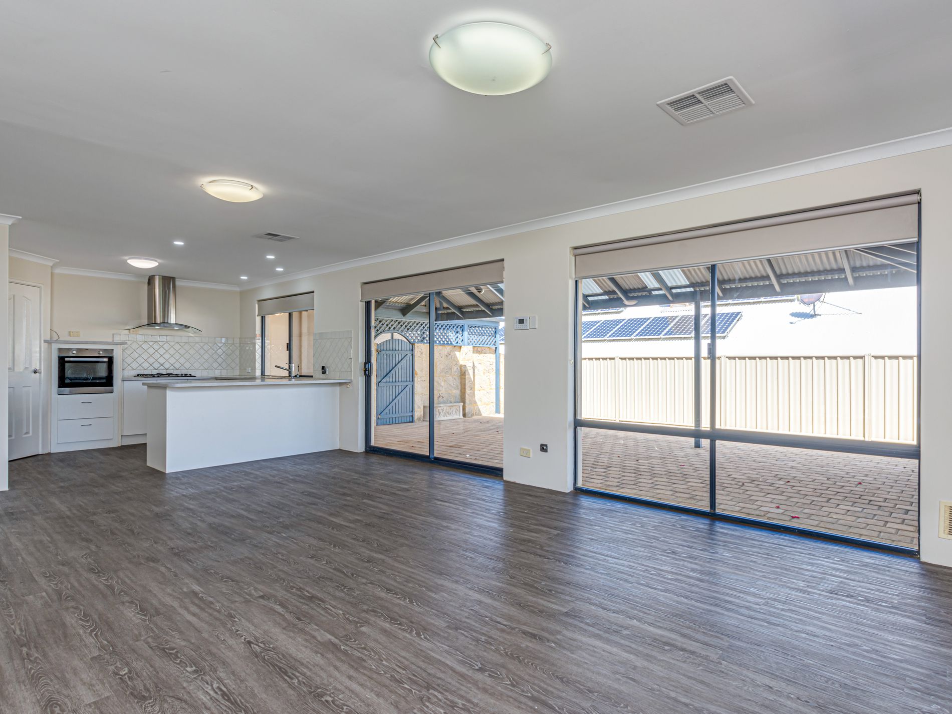 4 Trumpeter Parade, Yanchep
