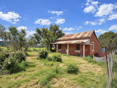 62 Table Top Road, Thurgoona