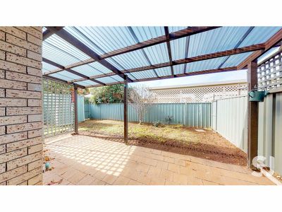 6 / 96 Bultje Street, Dubbo