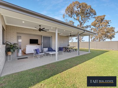 24 Blackwood Crescent, Yarrawonga