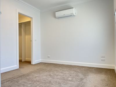 2 / 21 Banool Quadrant, Doncaster East