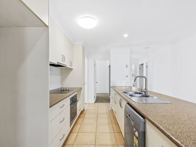 1 / 4 Cardwell Street, Upper Coomera