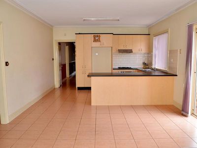 15 Stoneman Turn, Caroline Springs