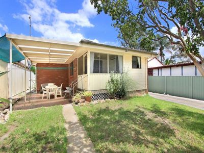 18 David Avenue, Oak Flats