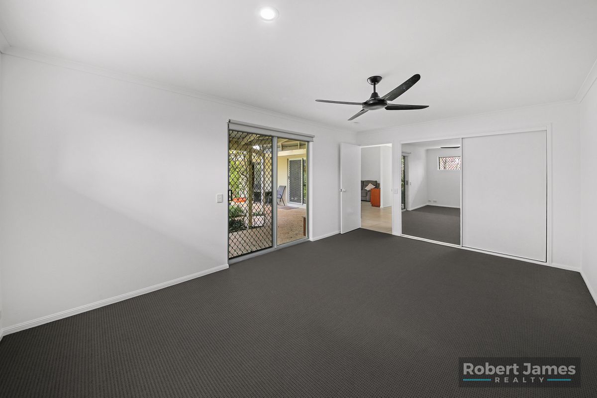 121 Outlook Drive, Tewantin