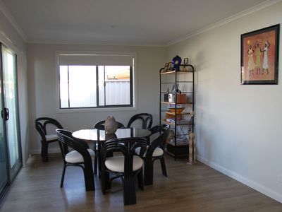 52 The Southern Parkway, Forster