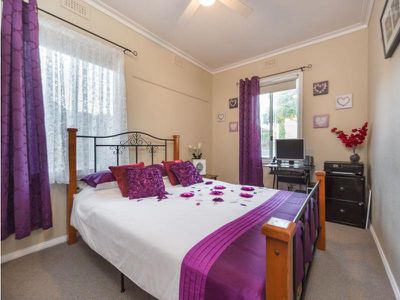 60 Benga Avenue, Dandenong