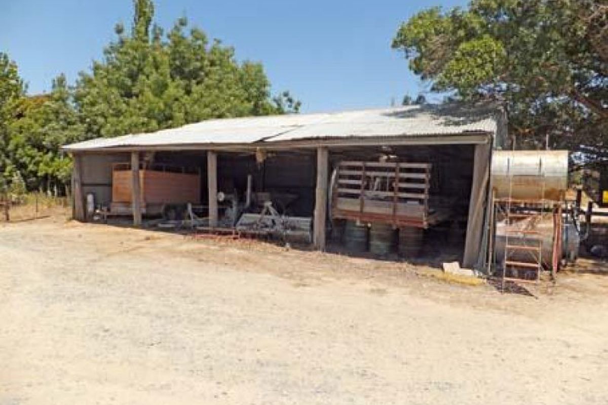 720 White Road, Girgarre