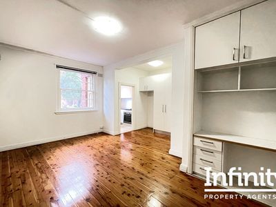 12 / 2 Crick Avenue, Potts Point