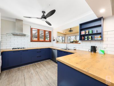 1 Parklake Close, Wyongah