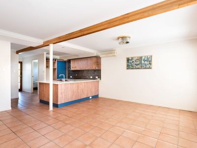 1 / 11 Doonella Street, Tewantin