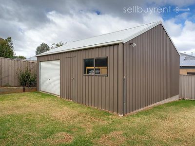 48 STREETS ROAD, Wodonga