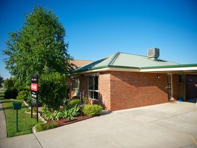 66 NIGHTINGALE AVENUE, Wodonga