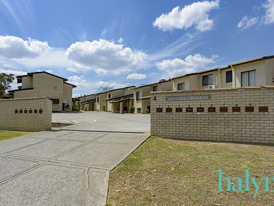 10 / 4 Hepworth Way, Noranda