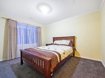 18 Peppermint Crescent, Wyndham Vale