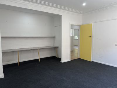 33 Kitchener Parade, Bankstown