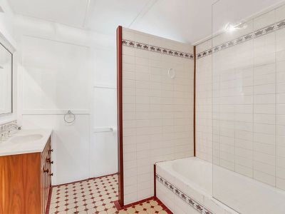 18 Chubb Street, One Mile
