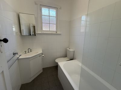 51 Victoria Street, Parkes