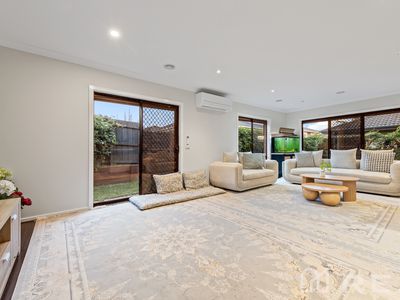 11 / 30 Central Road, Hampton Park