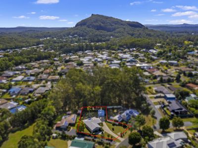 22 Dana Close, Glass House Mountains