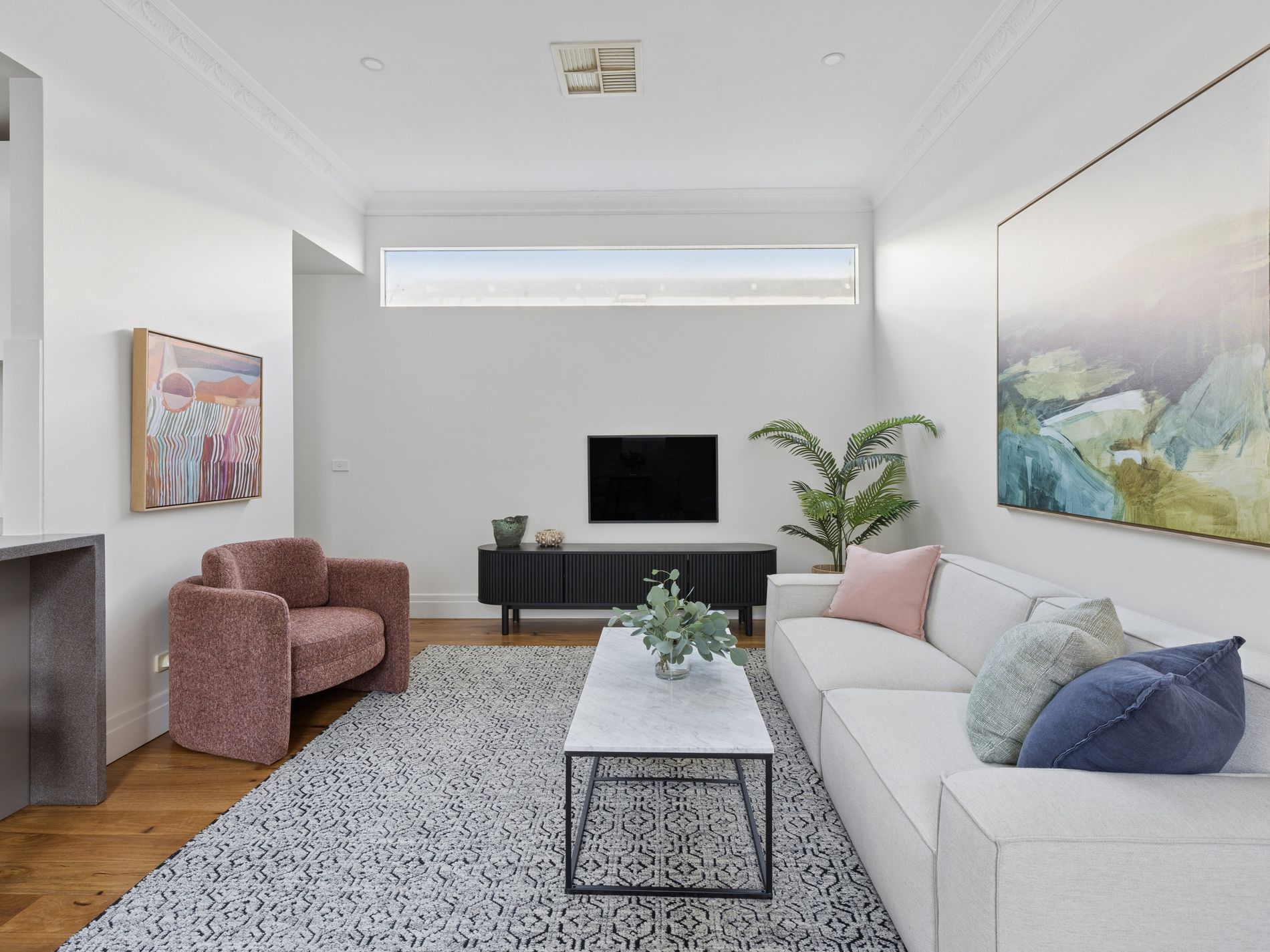 37 Robbs Road, West Footscray