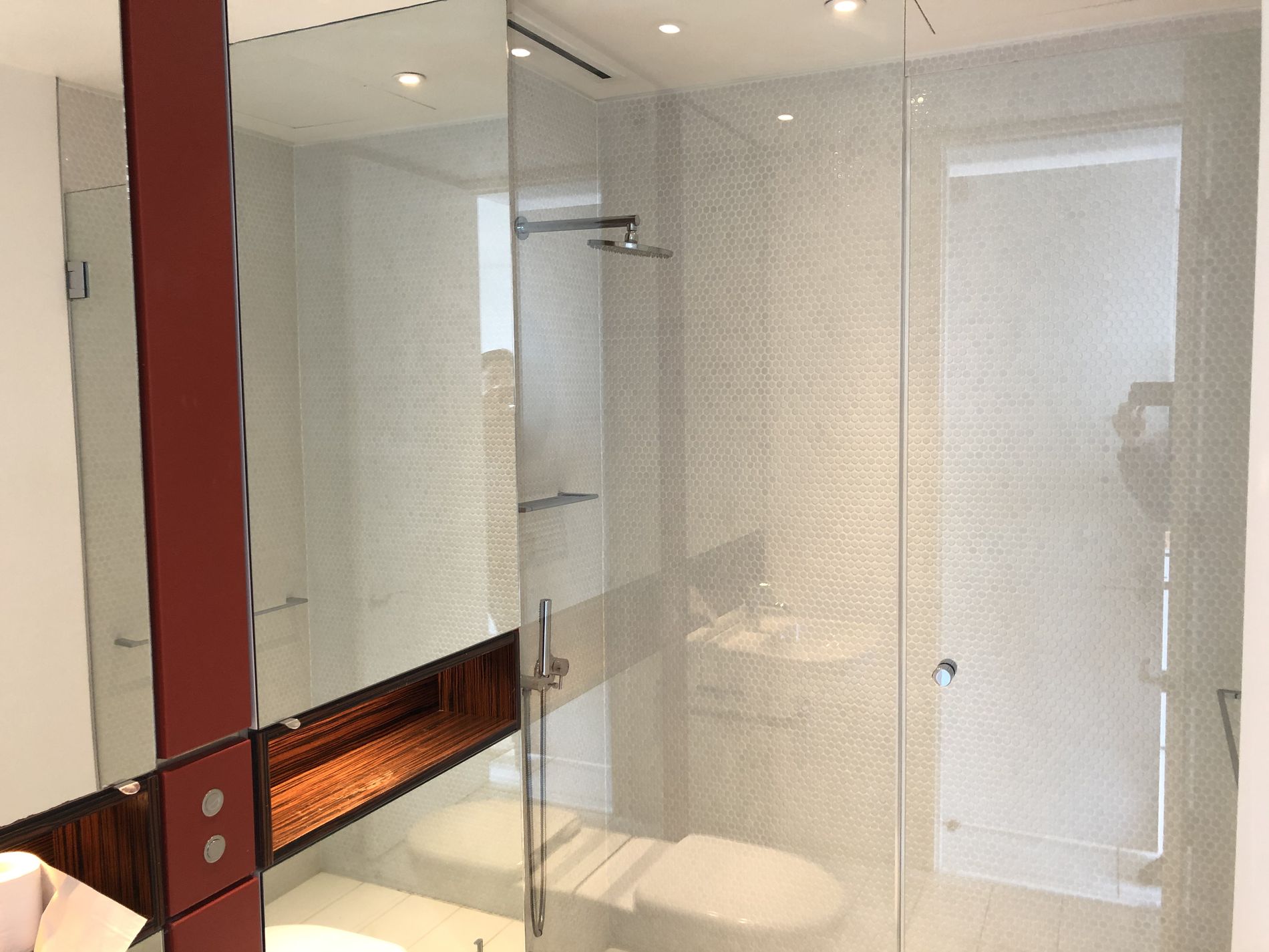 W1515.1 / 2 Chippendale Way, Chippendale