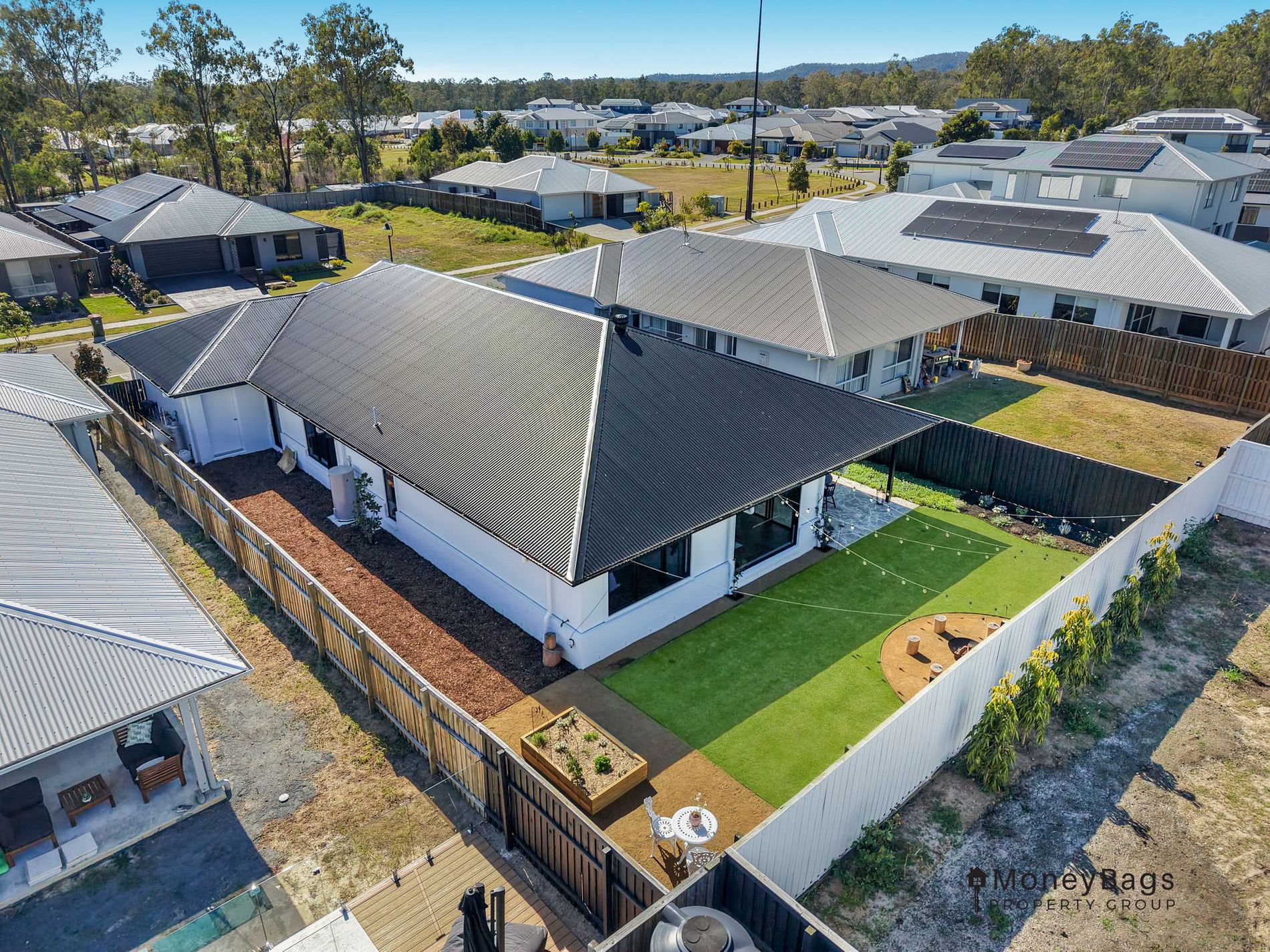 12 Hallstatt Avenue, Jimboomba