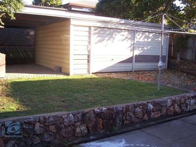 13  Kaniva , Rochedale South