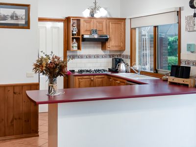 12 Woodlands Drive, Somerville