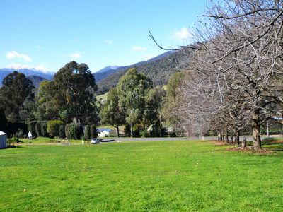 172 Simmonds Creek Road, Tawonga South