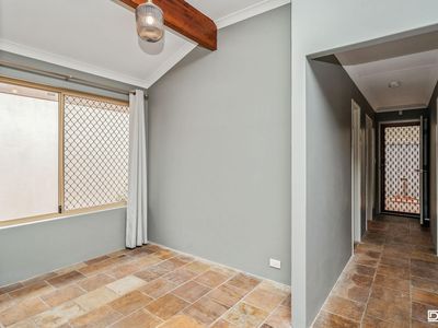 32 Gochean Avenue, Bentley