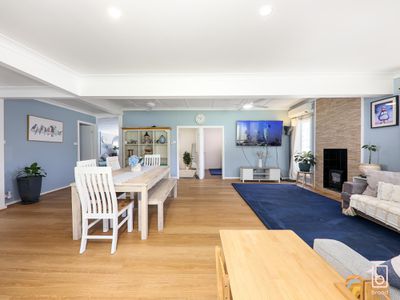 321 Tuggerawong Road, Tuggerawong