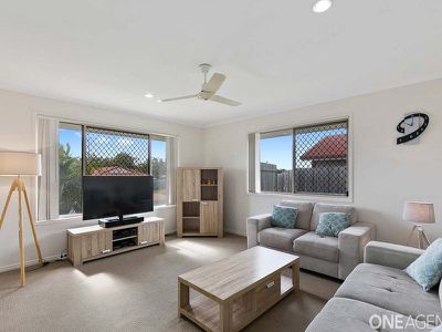 23 Moonstone Drive, Urangan