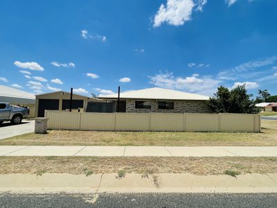 2 Willis Lane, moranbah, Moranbah