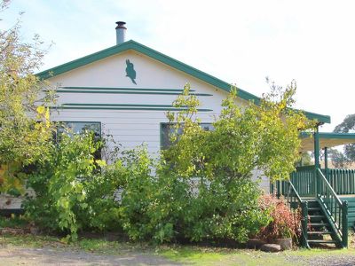 17 Cummins Road, Howes Creek
