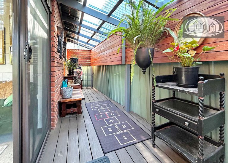 4 / 96 Must Street, Portland