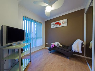 4 Letitia Place, Wakerley