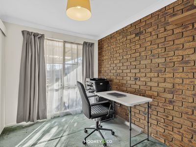 2 Norwood Court, Cranbourne