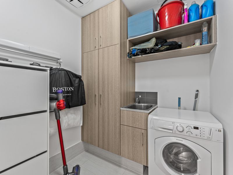 2 / 2 Rowe Avenue, Rivervale