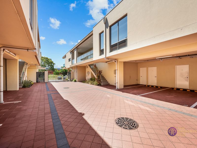 2 / 3 Oak Street, Cannington