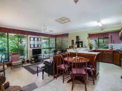 8 Jipse Crescent, East Bunbury